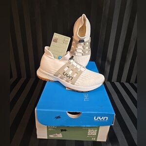 Women's EU 38 UYN Haru Slip On Sneakers White With Gray Hemp Insole Odor Control